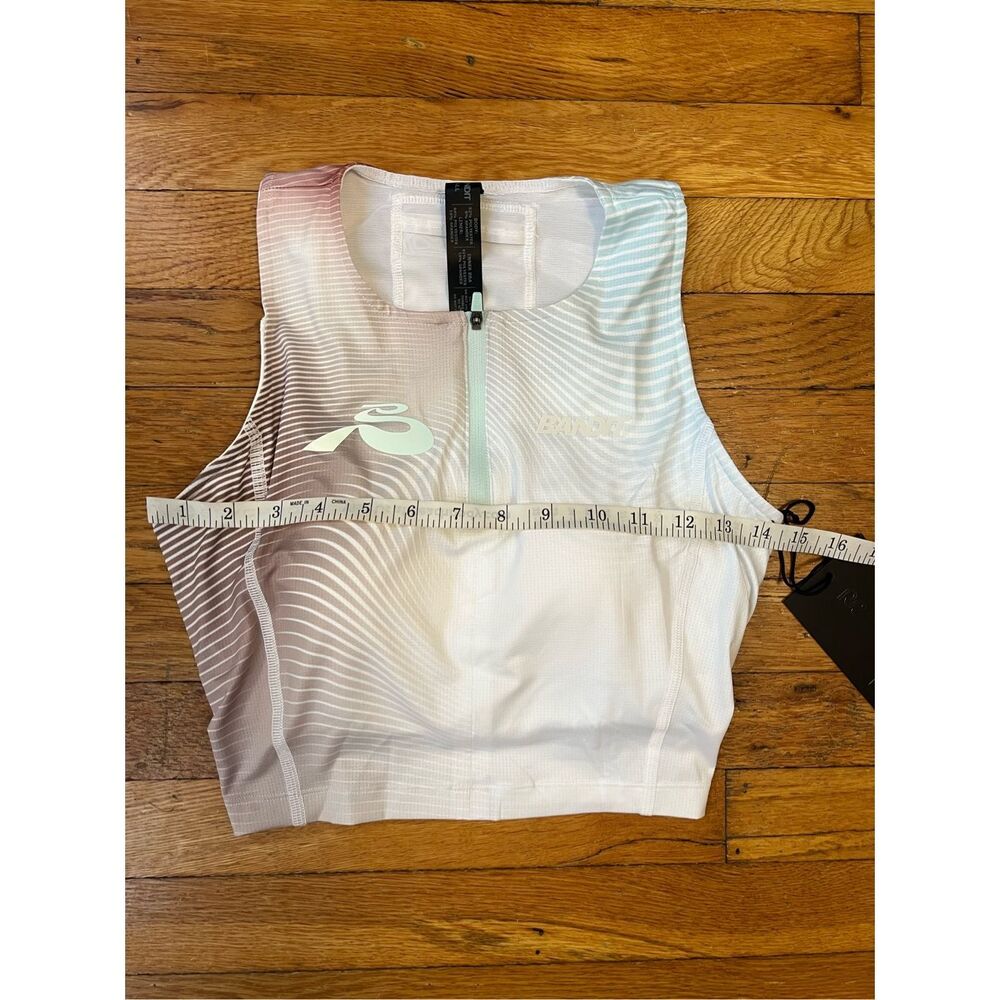 BANDIT RUNNING - ARES™ ZIP FRONT RACE CROP - MINTY BLUE GRADIENT - Picture 5 of 9